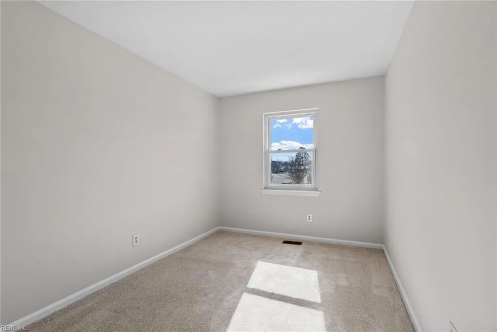 Virginia Beach, Virginia 23462, United States, 2 Bedrooms Bedrooms, ,2 BathroomsBathrooms,Residential,Pending,3308