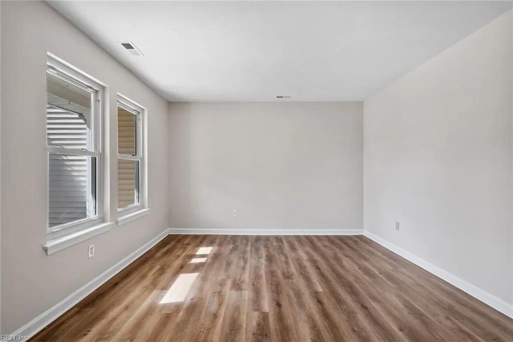 Virginia Beach, Virginia 23462, United States, 2 Bedrooms Bedrooms, ,2 BathroomsBathrooms,Residential,Pending,3308