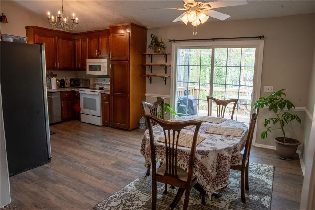 12 Albano CT