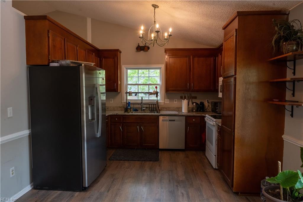 12 Albano CT