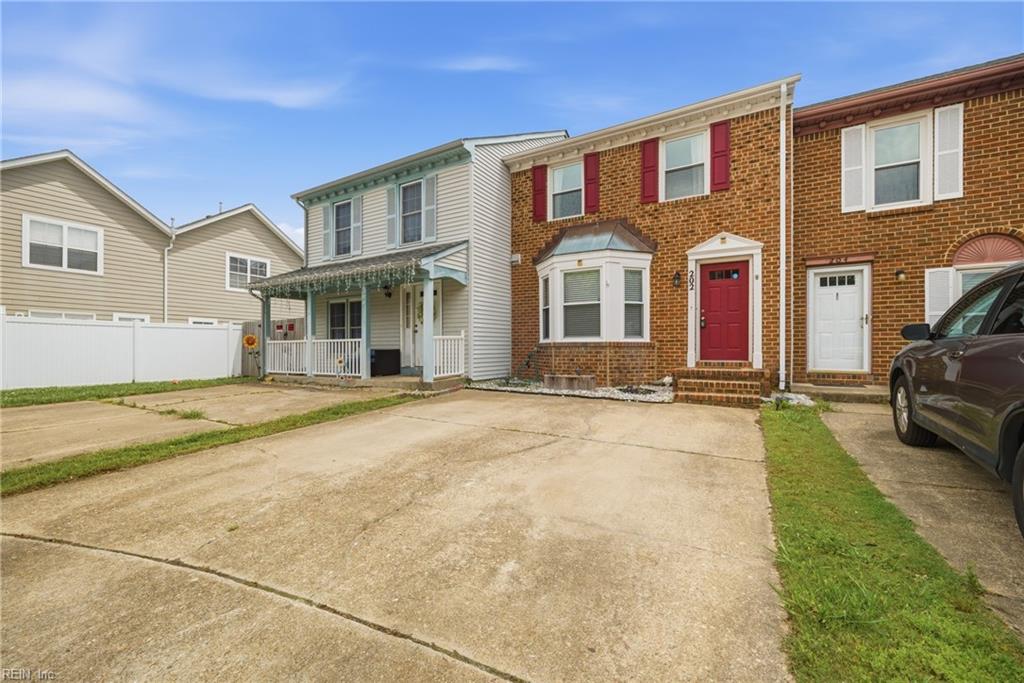 Photo of 202 Stonehall Court, Virginia Beach, VA 23462 (MLS # 10639621)