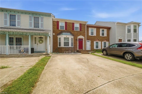 Photo of 202 Stonehall Court, Virginia Beach, VA 23462 (MLS # 10639621)