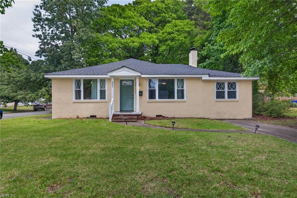Photo of 500 Bayview Boulevard E, Norfolk, VA 23503 (MLS # 10634444)