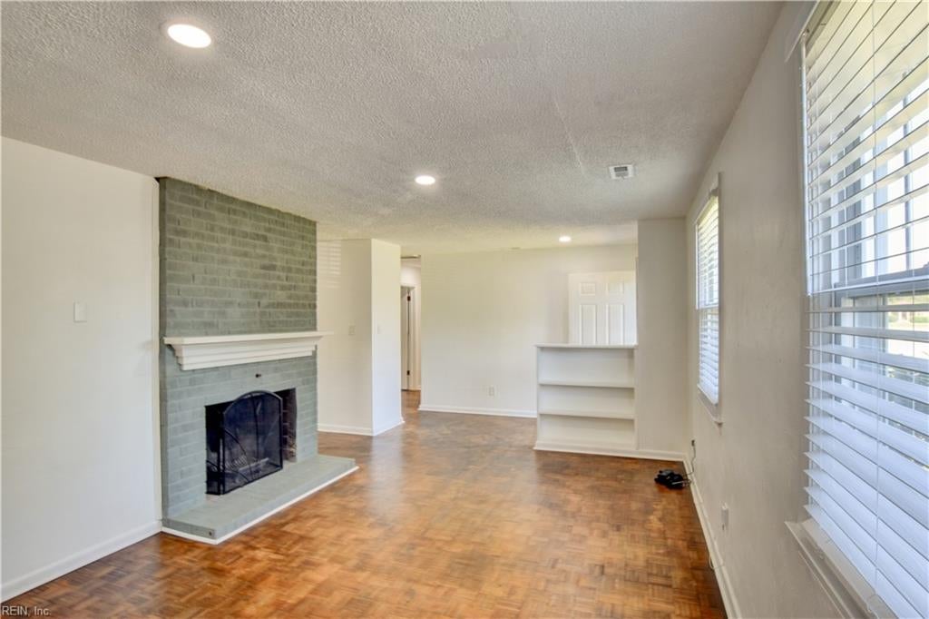 Photo of 3829 Silina Drive, Virginia Beach, VA 23452 (MLS # 10638158)