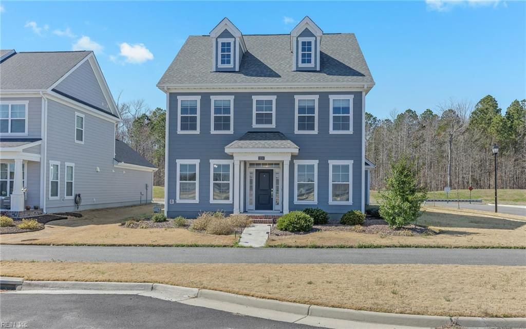 Photo of 2216 Hampton Roads Parkway, Chesapeake, VA 23321 (MLS # 10634892)