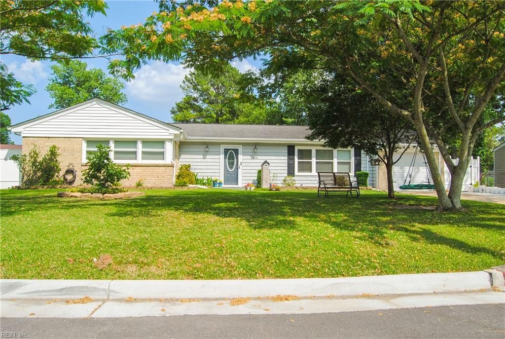 Photo of 408 OLD FORGE Court, Virginia Beach, VA 23452 (MLS # 10641233)