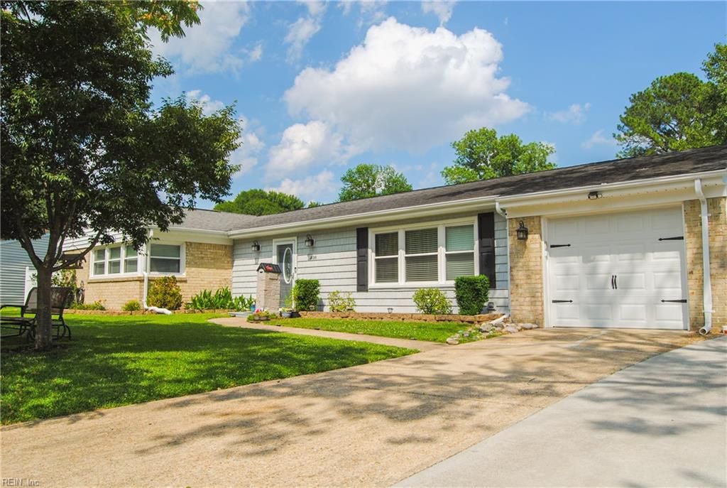 Photo of 408 OLD FORGE Court, Virginia Beach, VA 23452 (MLS # 10641233)