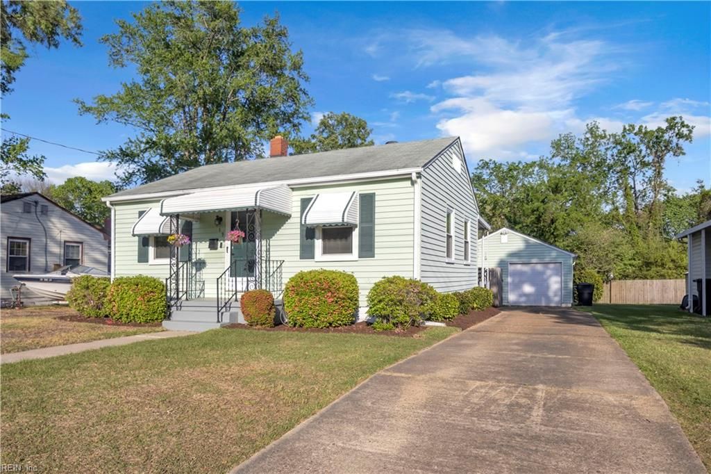 Photo of 119 Green Meadow Drive, Portsmouth, VA 23701 (MLS # 10629729)