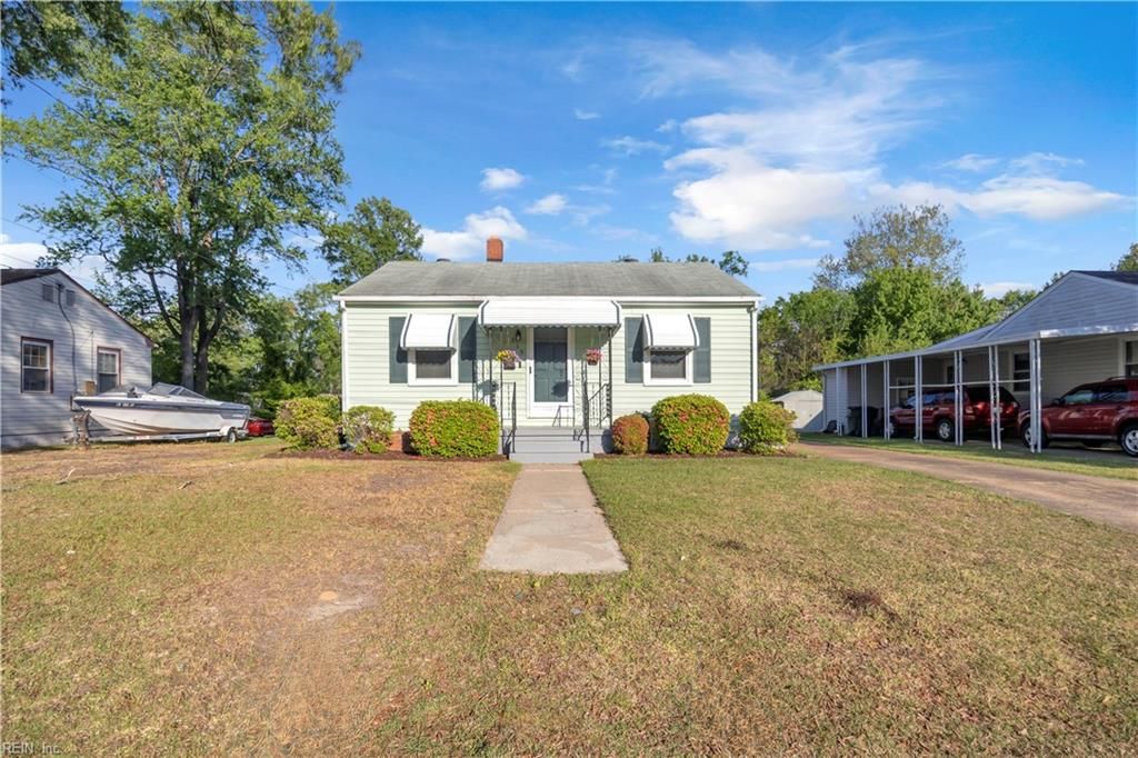 Photo of 119 Green Meadow Drive, Portsmouth, VA 23701 (MLS # 10629729)