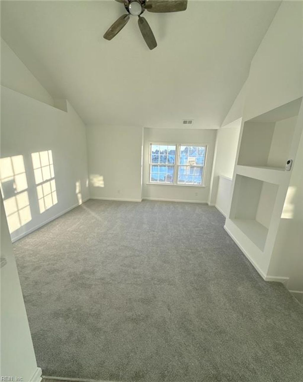 Photo of 3804 Pamunkey River Reach #D, Portsmouth, VA 23703 (MLS # 10613179)