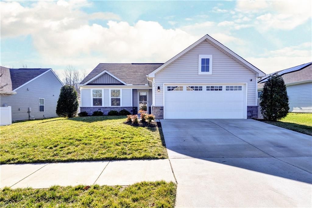 Photo of 102 Arbordale Loop, Williamsburg, VA 23188 (MLS # 10616088)