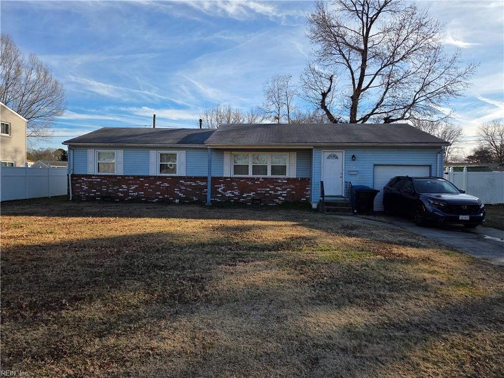 Photo of 3117 Ole Towne Lane, Virginia Beach, VA 23452 (MLS # 10617391)