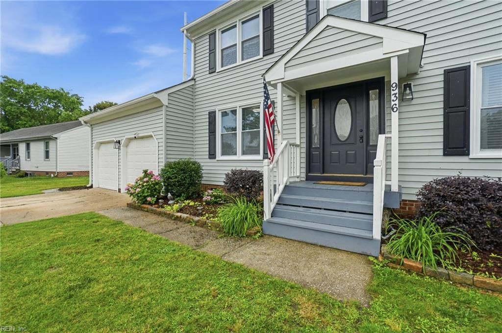 Photo of 936 Saddleback Trail Road, Chesapeake, VA 23322 (MLS # 10636555)