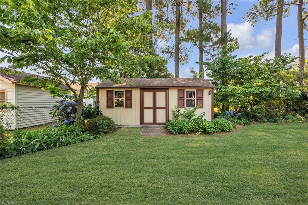 Photo of 3305 Hemlock Drive, Chesapeake, VA 23321 (MLS # 10637972)