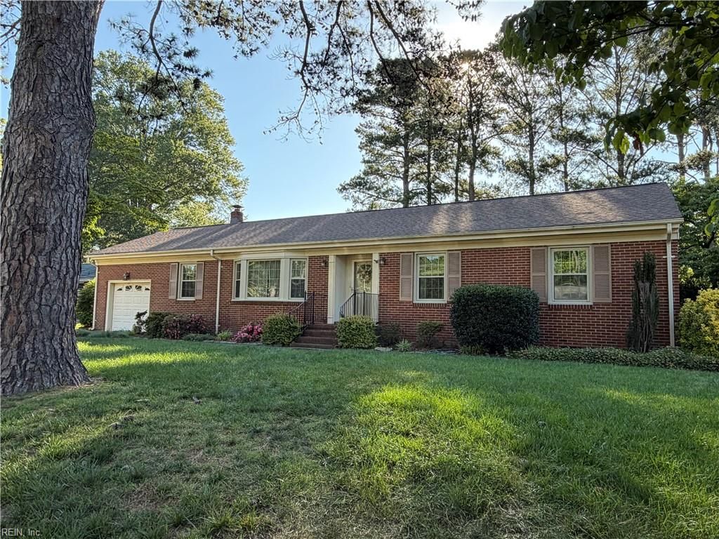 Photo of 3305 Hemlock Drive, Chesapeake, VA 23321 (MLS # 10637972)