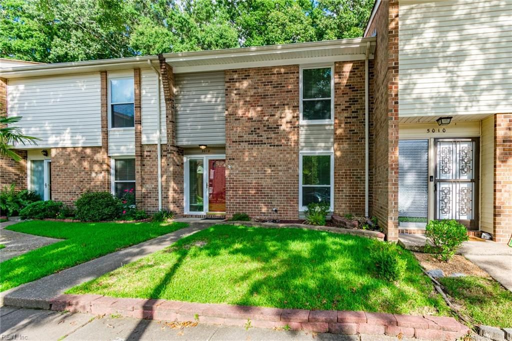 Photo of 5012 Ashforth Court, Virginia Beach, VA 23462 (MLS # 10613921)