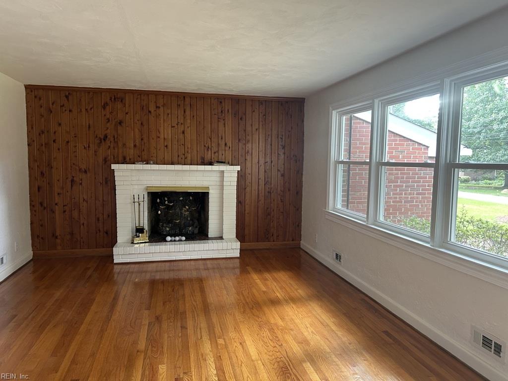 Photo of 5214 Sweetbriar Circle, Portsmouth, VA 23703 (MLS # 10655145)