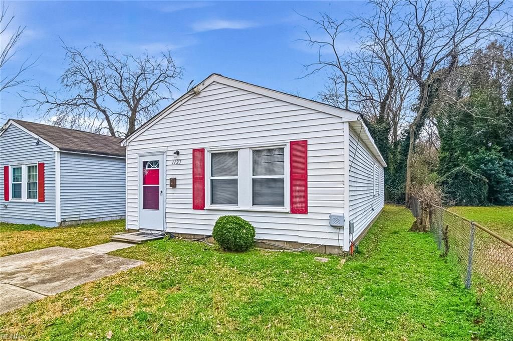 Photo of 1127 Rowe Street, Hampton, VA 23669 (MLS # 10616416)