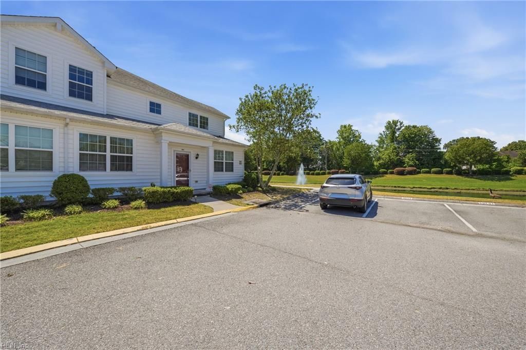 Photo of 661 Lacy Oak Drive, Chesapeake, VA 23320 (MLS # 10631923)