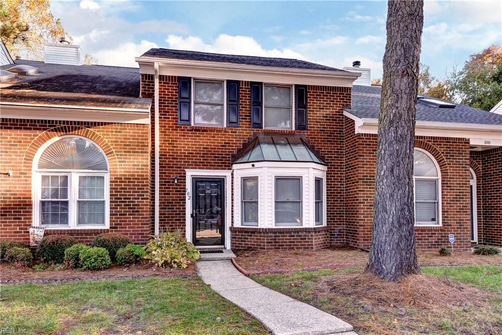 Photo of 102 Corwin Circle, Hampton, VA 23666 (MLS # 10608535)