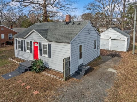 Photo of 619 73rd Street, Newport News, VA 23605 (MLS # 10614718)