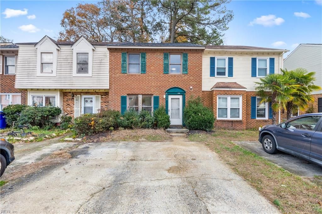 Photo of 520 Lake Havasu Drive, Virginia Beach, VA 23454 (MLS # 10612677)