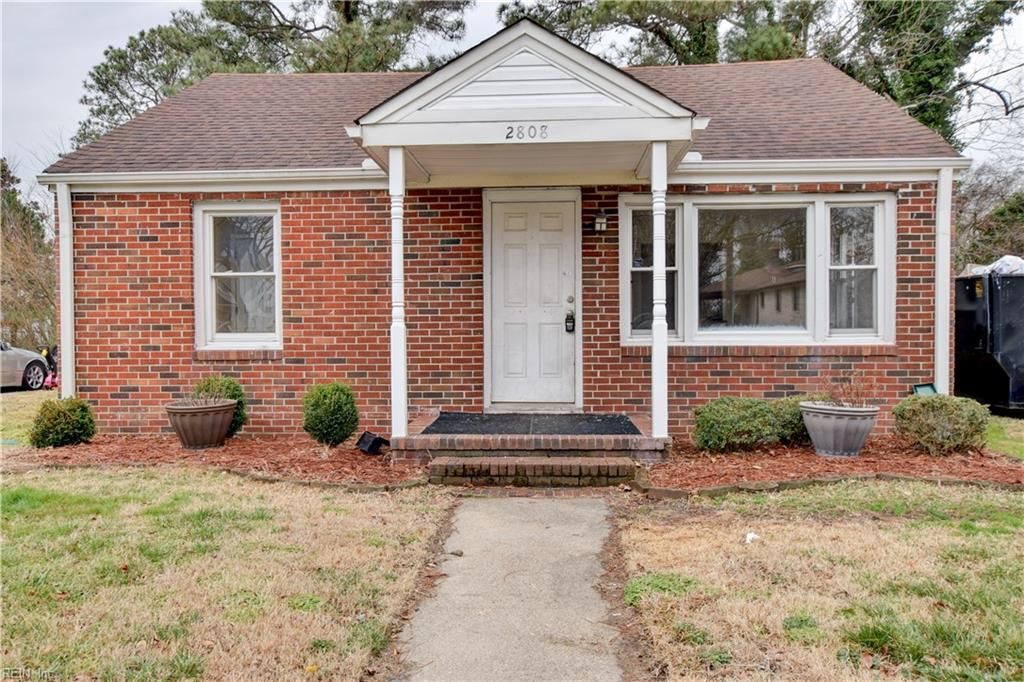 Photo of 2808 Arcadia Avenue, Portsmouth, VA 23704 (MLS # 10625646)