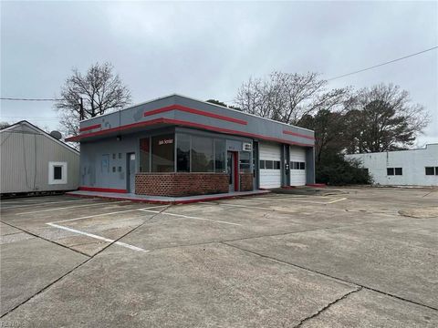 Photo of 9913 Jefferson Avenue, Newport News, VA 23605 (MLS # 10618473)