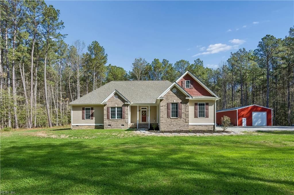 Photo of 5903 Homeplace Lane, Gloucester, VA 23061 (MLS # 10628070)