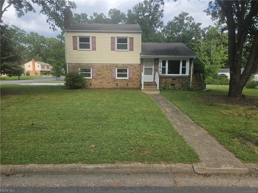 Photo of 6201 HALROSE Lane, Richmond, VA 23234 (MLS # 10654359)