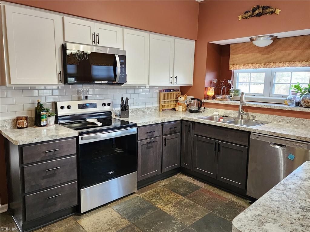 Photo of 1104 Cutspring Road, Chesapeake, VA 23322 (MLS # 10613303)