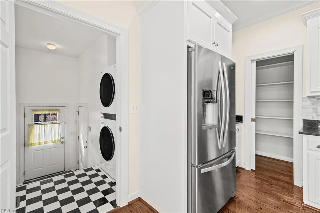 Newport News, Virginia 23606, United States, 3 Bedrooms Bedrooms, ,3 BathroomsBathrooms,Residential,Active,6351