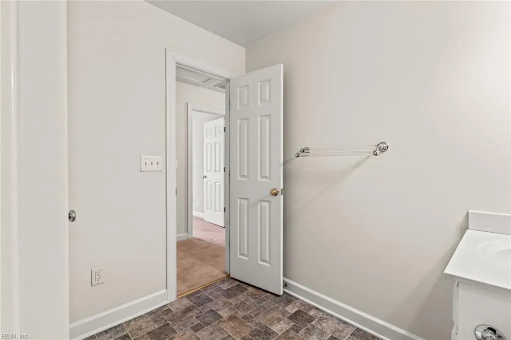 Newport News, Virginia 23606, United States, 3 Bedrooms Bedrooms, ,3 BathroomsBathrooms,Residential,Active,6351