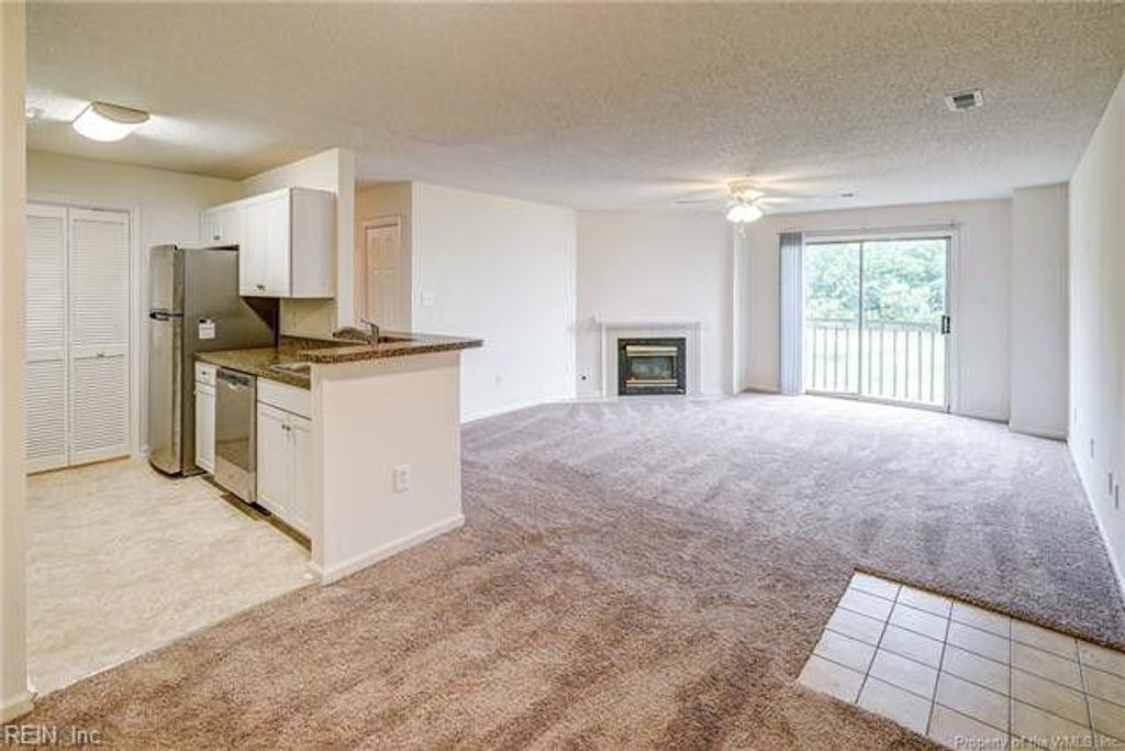 Photo of 1563 N King Street #114, Hampton, VA 23669 (MLS # 10618817)