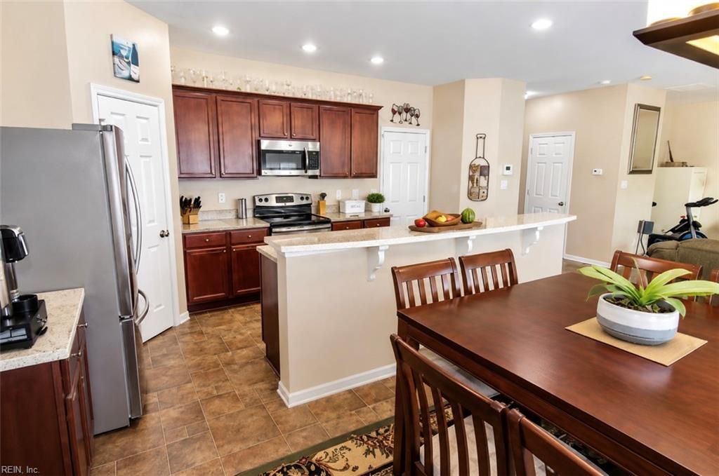 Photo of 40 Kilverstone Way, Hampton, VA 23669 (MLS # 10641716)