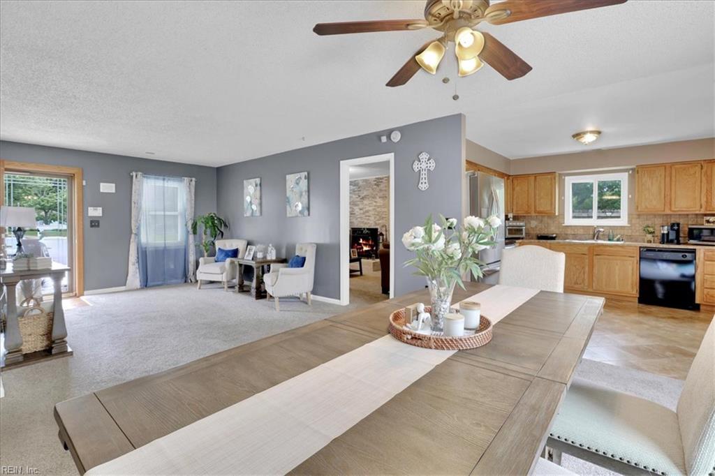 4904 Aquarius CT