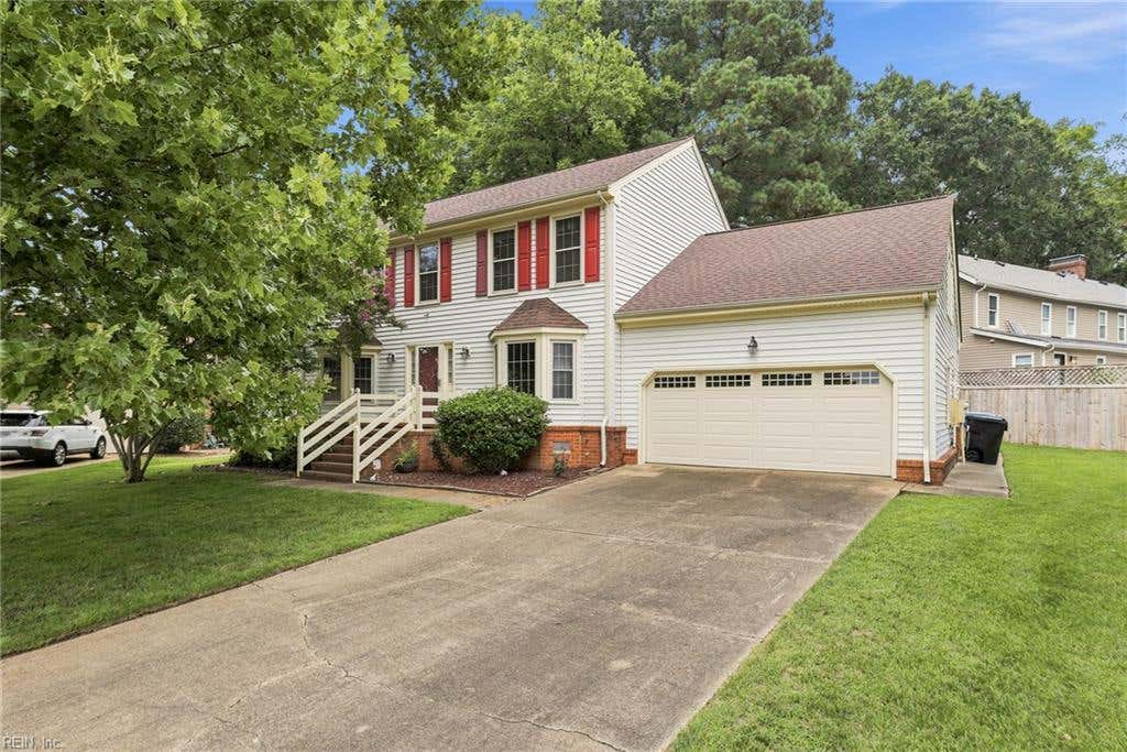 Photo of 204 Oakengate Turn, Virginia Beach, VA 23462 (MLS # 10645455)