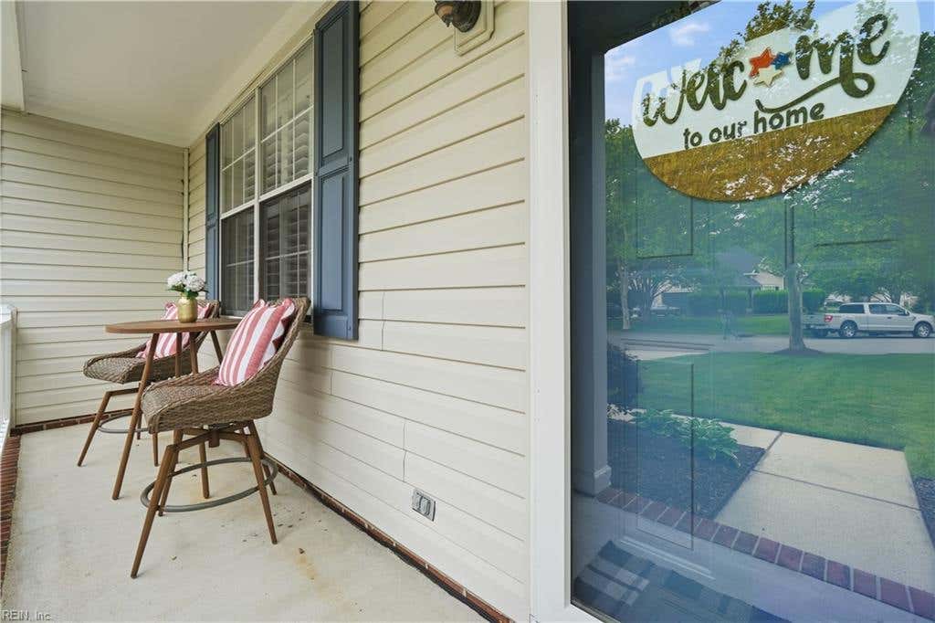 Photo of 2713 Livingston Loop, Virginia Beach, VA 23456 (MLS # 10634373)