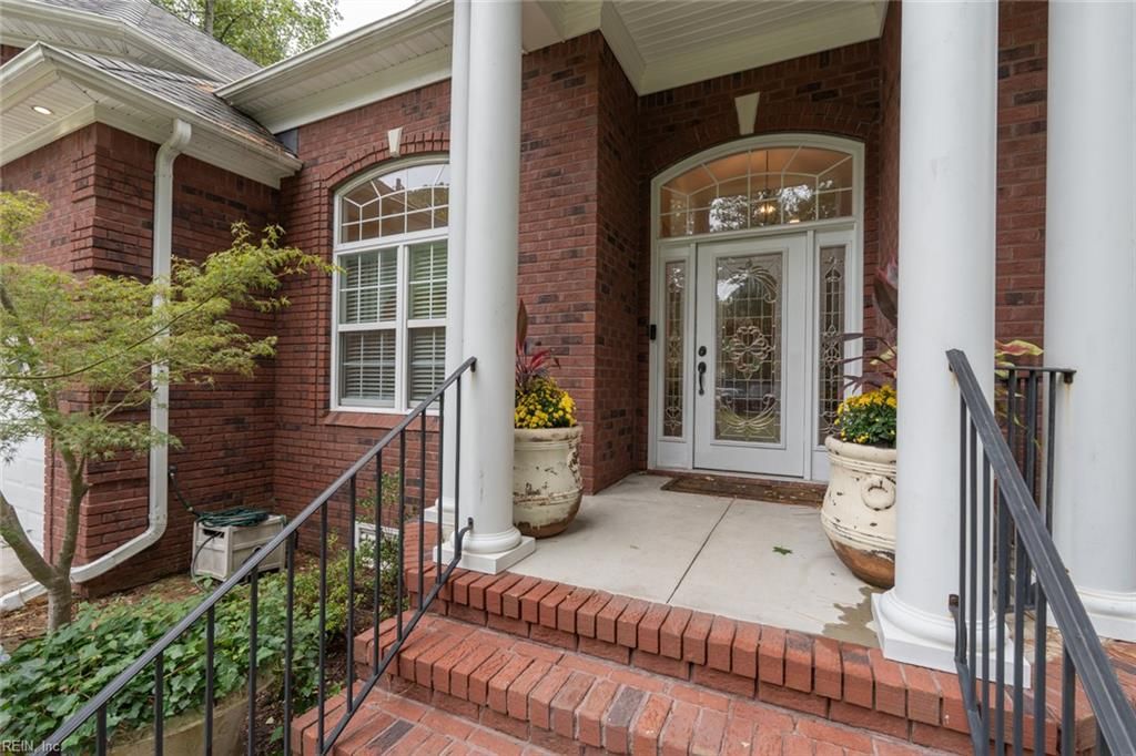 Photo of 732 Washington Drive, Chesapeake, VA 23322 (MLS # 10616658)