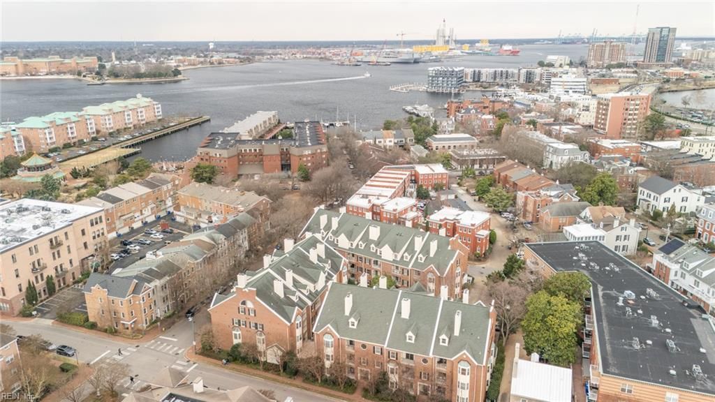Photo of 230 College Place #226, Norfolk, VA 23510 (MLS # 10616353)