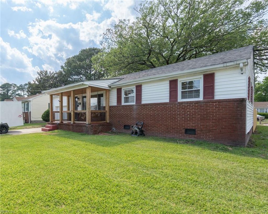 Photo of 314 Mohican Drive, Portsmouth, VA 23701 (MLS # 10640400)