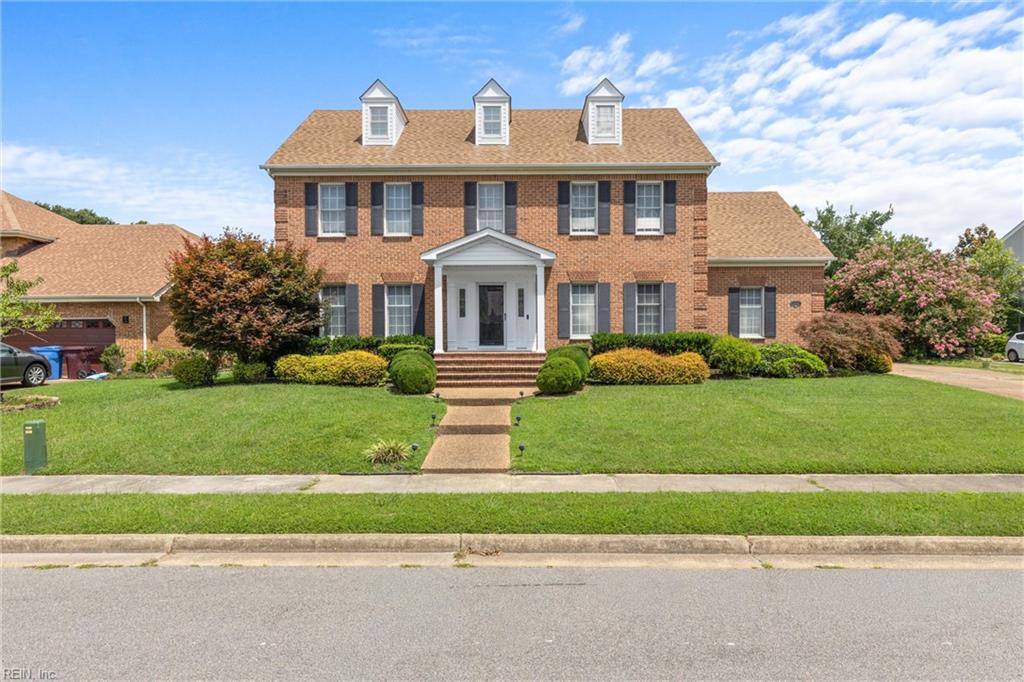 Photo of 1548 Waterside Drive N, Chesapeake, VA 23320 (MLS # 10646118)