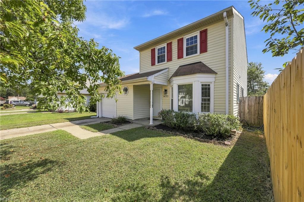 Photo of 1433 Brookwood Place, Virginia Beach, VA 23453 (MLS # 10652989)