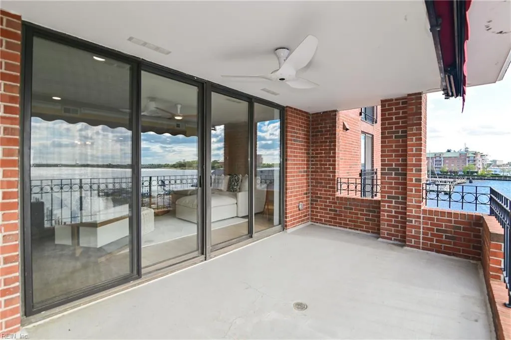 Norfolk, Virginia 23510, United States, 3 Bedrooms Bedrooms, ,2 BathroomsBathrooms,Residential,Active,106643