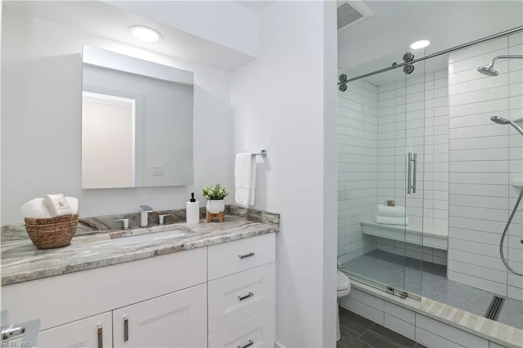 Norfolk, Virginia 23510, United States, 3 Bedrooms Bedrooms, ,2 BathroomsBathrooms,Residential,Active,106643