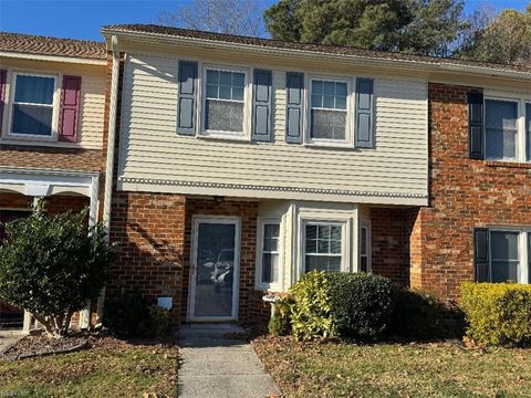 Photo of 117 Choisy Crescent, Yorktown, VA 23692 (MLS # 10615956)