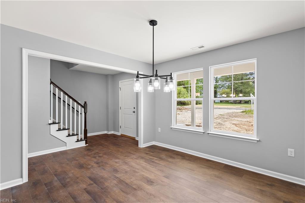 3180 Poplar DR