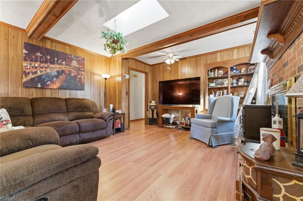 Photo of 925 Bellingham Drive, Chesapeake, VA 23322 (MLS # 10615403)