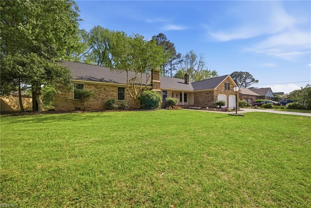 Photo of 4729 Little John Road, Virginia Beach, VA 23455 (MLS # 10630131)