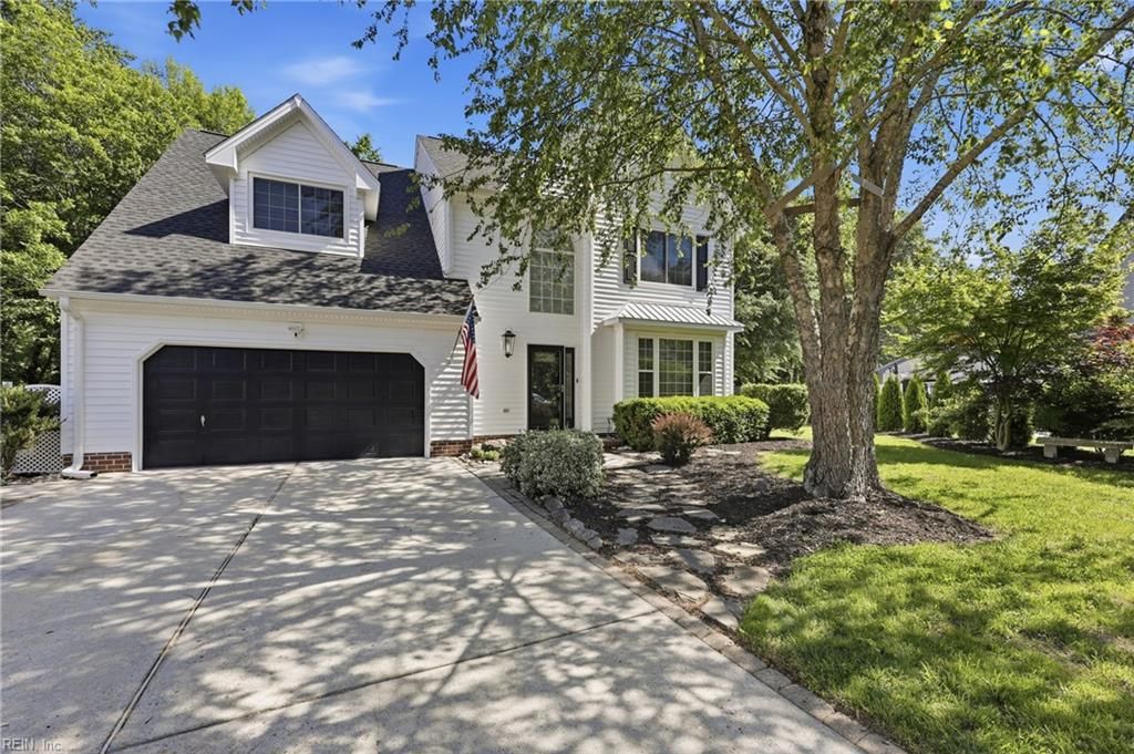 Photo of 2905 Drum Point Crescent, Chesapeake, VA 23321 (MLS # 10634081)